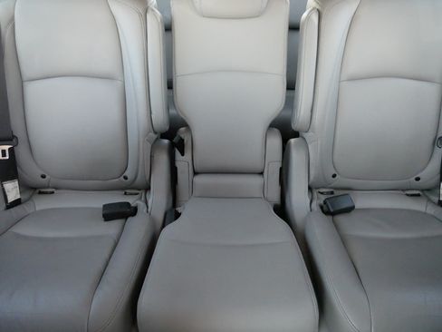 Used 2019 Honda Odyssey EX-L image 13