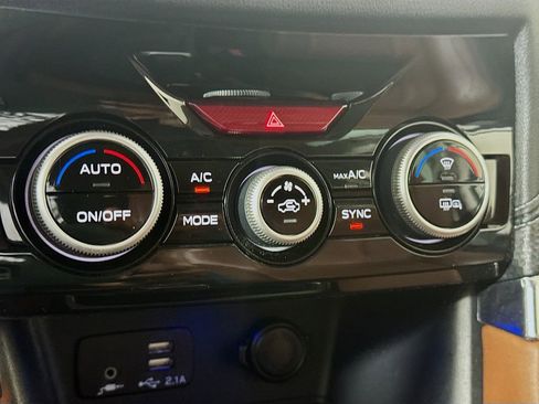 Used 2023 Subaru Forester Touring AWD/4WD image 18