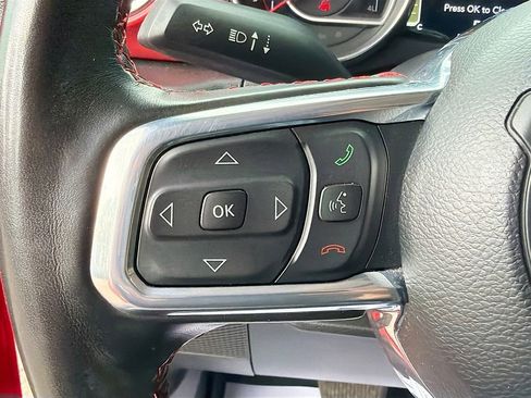 Used 2022 Jeep Gladiator Rubicon w/ LED Lighting Group AWD/4WD image 12