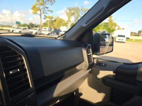 Used 2019 Ford F150 XL w/ Equipment Group 101A Mid RWD image 13