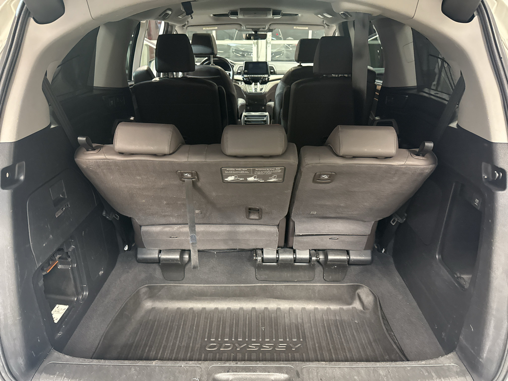 Used 2018 Honda Odyssey Touring image 24
