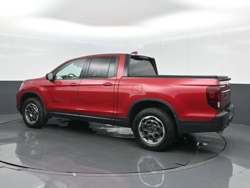 Used 2024 Honda Ridgeline Sport image 16
