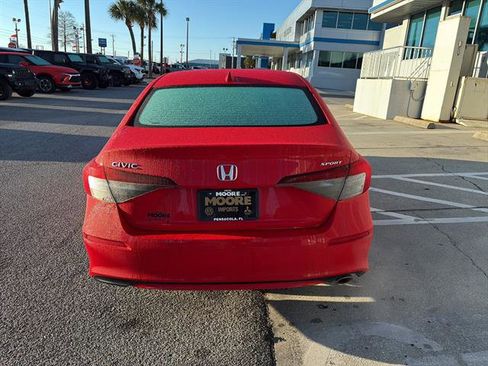 Used 2025 Honda Civic Sport image 5