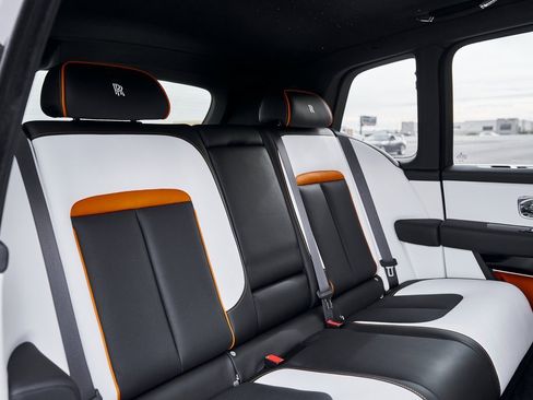 Used 2026 Rolls-Royce Cullinan Base image 50