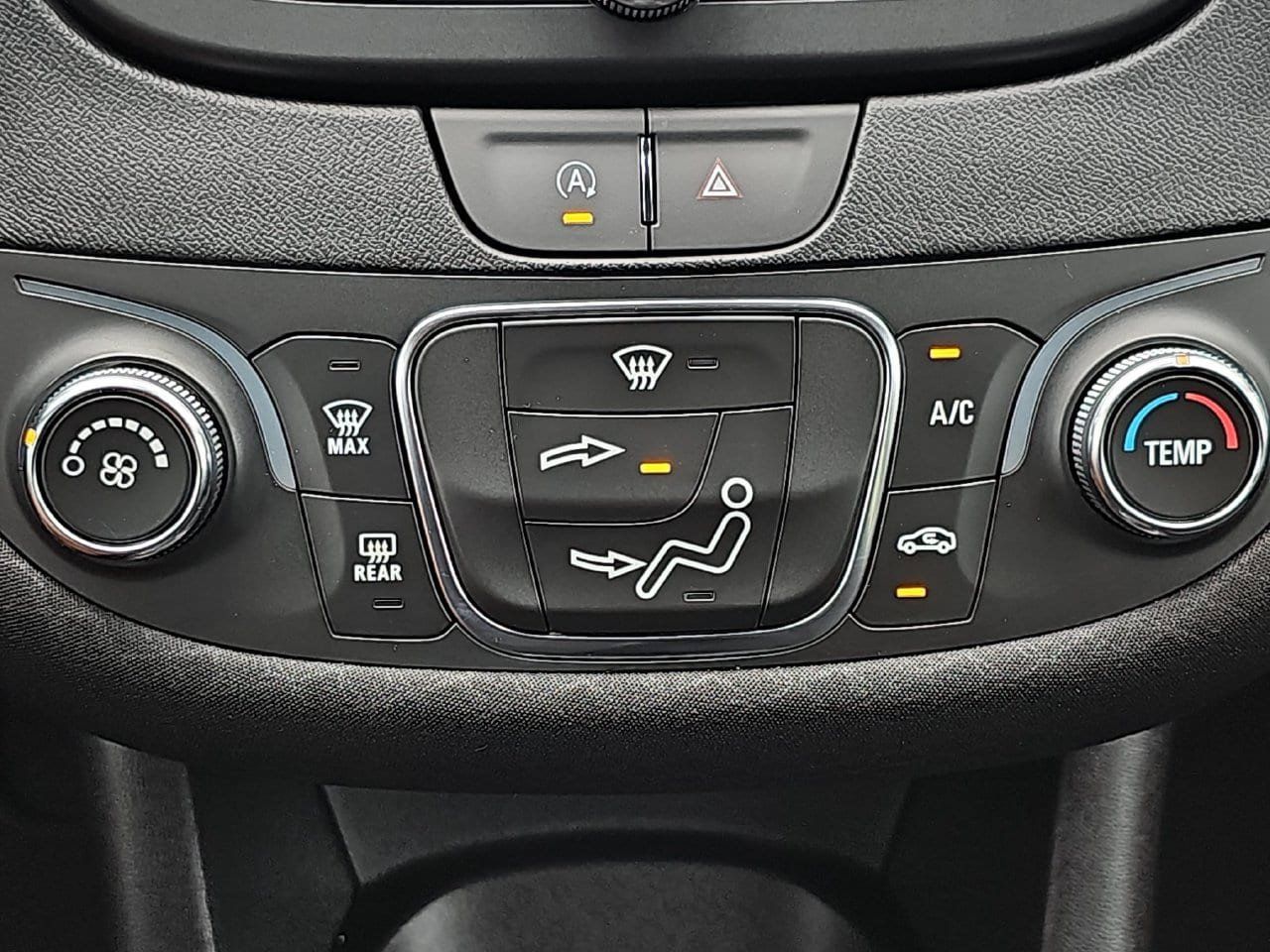 Used 2024 Chevrolet Malibu LS w/ Driver Confidence Package FWD image 25