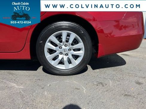 Used 2014 Nissan Altima 2.5 S w/ Display Audio Package FWD image 11