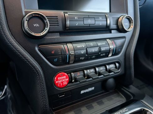 Used 2017 Ford Mustang Shelby GT350 image 24