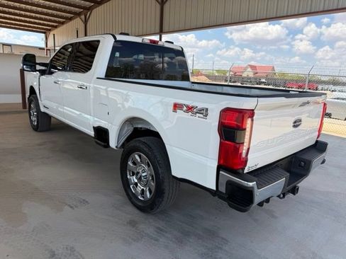 Used 2024 Ford F250 Lariat w/ Lariat Ultimate Package AWD/4WD image 6