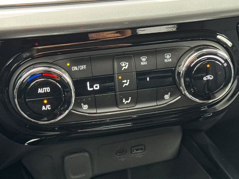 New 2026 Chevrolet Trax LT w/ Driver Confidence Package image 19