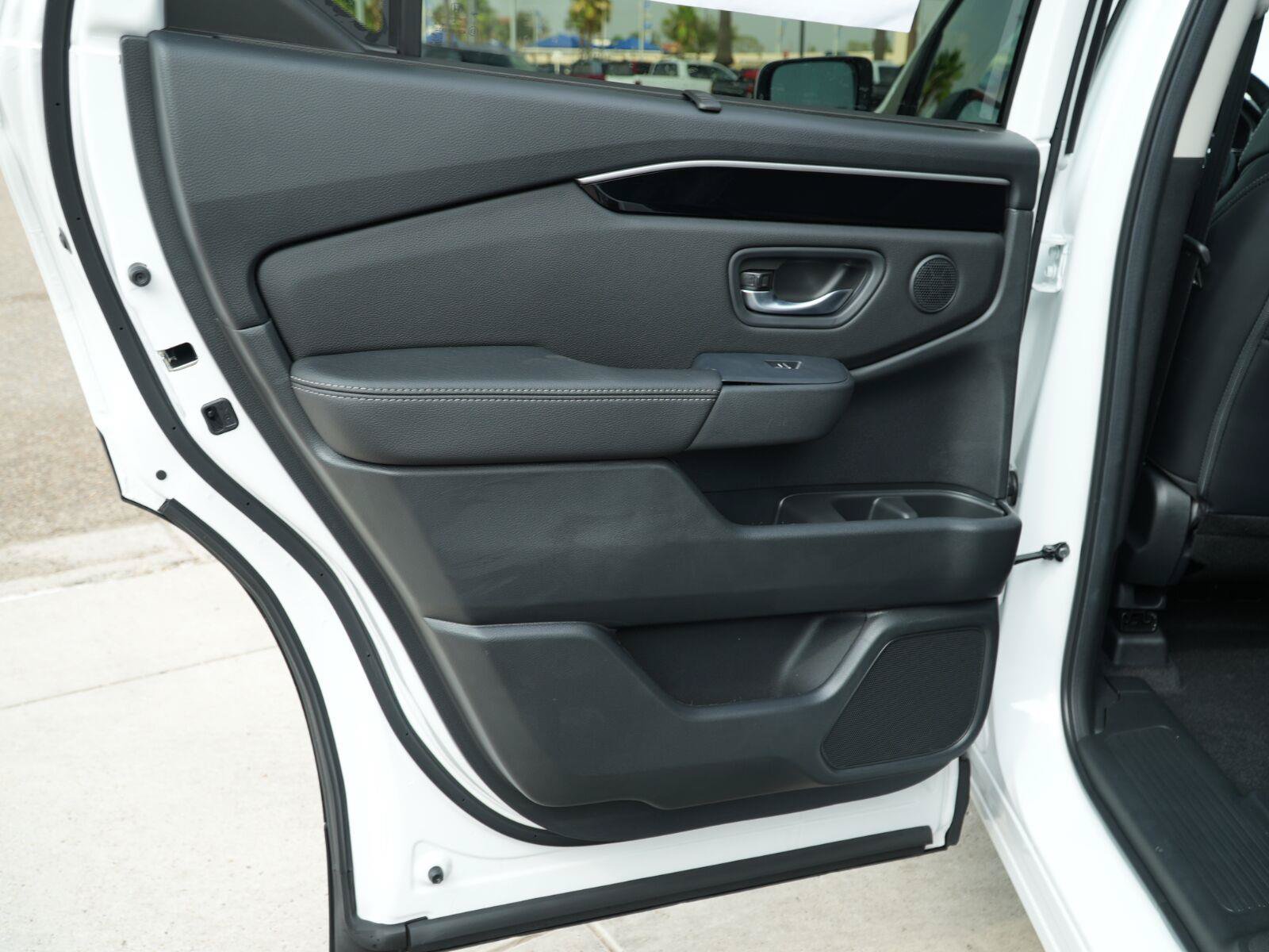 New 2026 Honda Pilot EX-L image 17