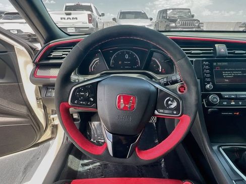 Used 2021 Honda Civic Type R image 16