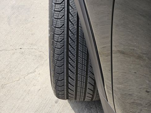 Used 2026 Mercedes-Benz GLB 250 image 11