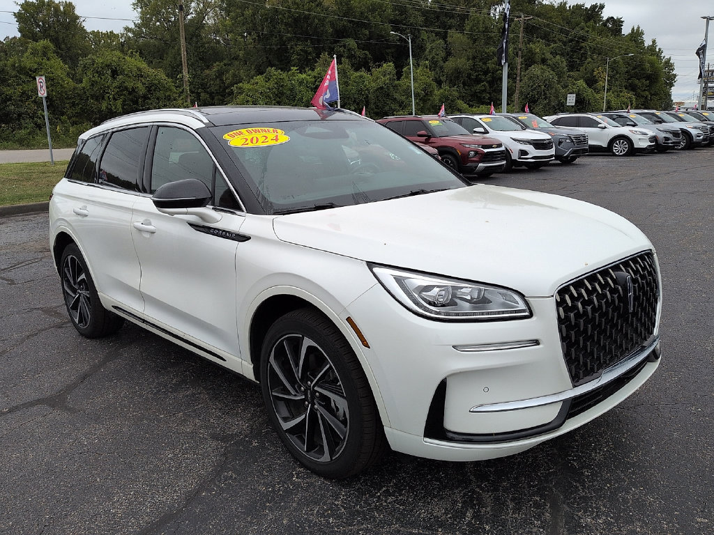 Used 2024 Lincoln Corsair Grand Touring w/ Equipment Group 301A AWD/4WD image 1