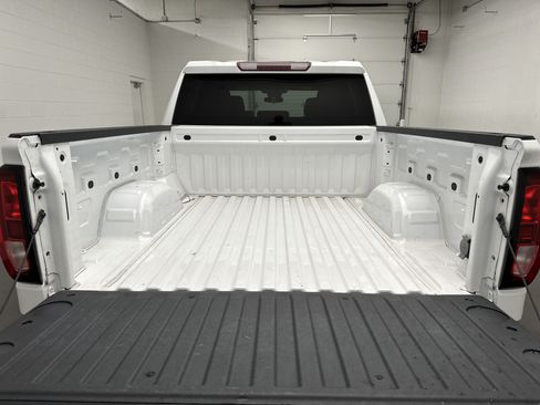 Used 2024 GMC Sierra 1500 Elevation AWD/4WD image 13