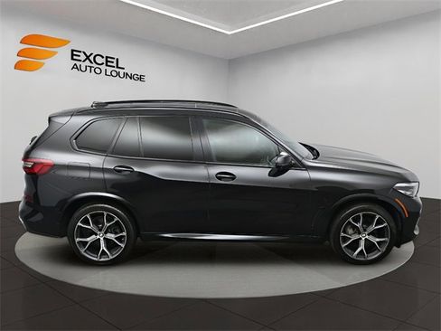 Used 2019 BMW X5 xDrive40i w/ M Sport Package image 57