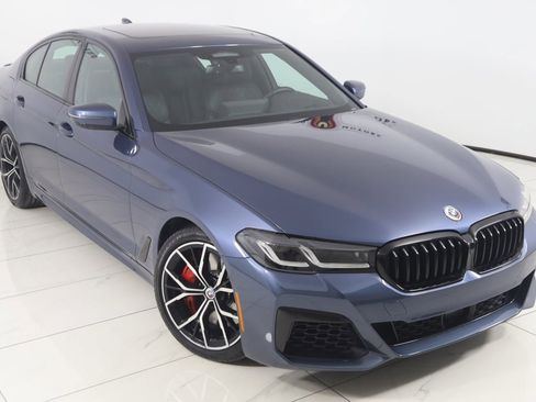 Used 2023 BMW M550i xDrive w/ Executive Package image 22