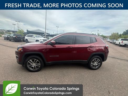Used 2020 Jeep Compass Latitude AWD/4WD image 5