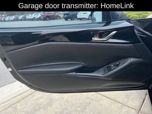 Used 2018 MAZDA MX-5 Miata RF Grand Touring image 9