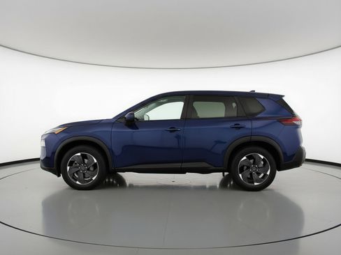 Used 2025 Nissan Rogue SV image 5