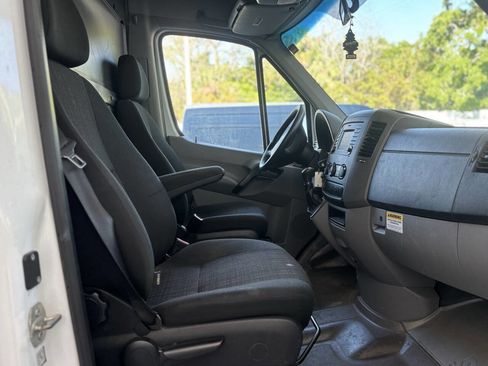 Used 2018 Mercedes-Benz Sprinter 3500 image 17