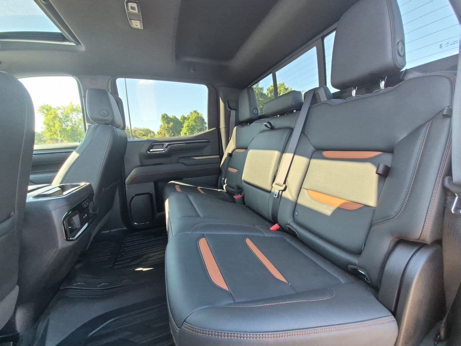 Certified 2026 GMC Sierra 1500 AT4 w/ AT4 Premium Package AWD/4WD image 26