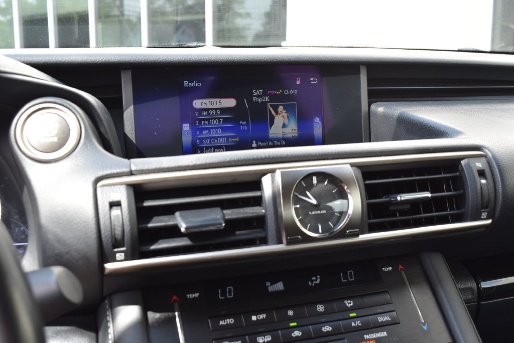 Used 2017 Lexus IS 200t RWD image 15