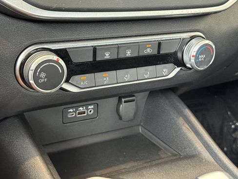 Certified 2025 Nissan Altima 2.5 S FWD image 18