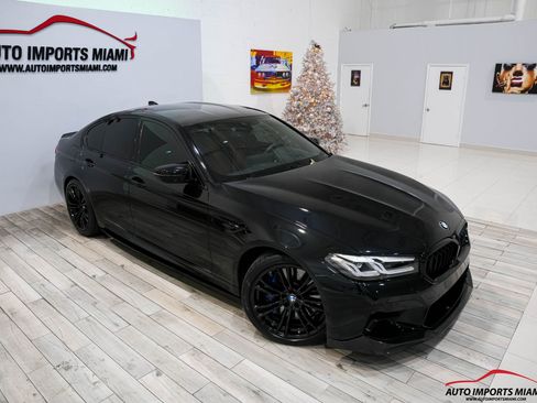 Used 2021 BMW M5 image 32