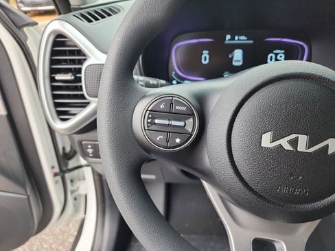 New 2025 Kia Soul LX image 22