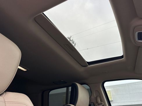 Used 2019 RAM 3500 Limited image 16