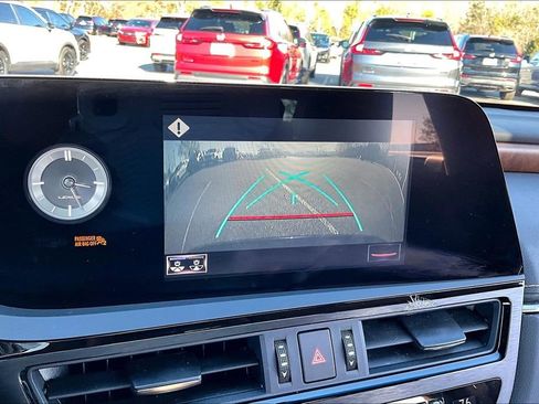 Used 2022 Lexus ES 350 w/ Premium Package image 13