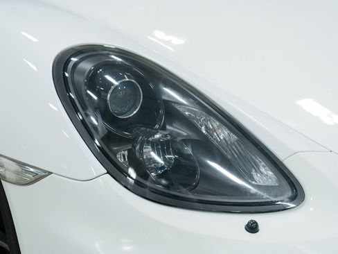 Used 2015 Porsche Cayman GTS image 12