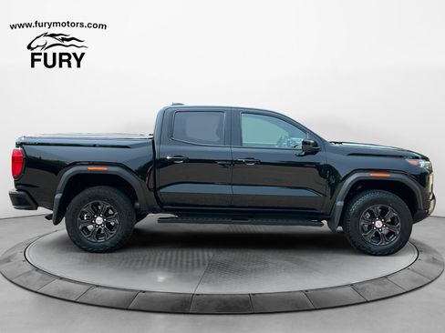 Used 2024 GMC Canyon Elevation w/ Elevation Premium Package AWD/4WD image 2