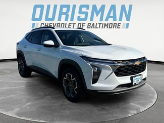 Used 2025 Chevrolet Trax LT FWD video 1