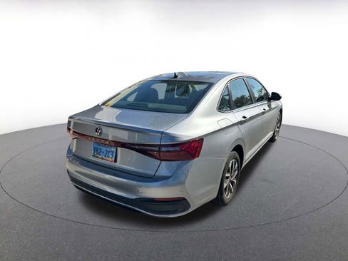 Used 2025 Volkswagen Jetta S image 8