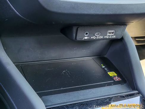 Certified 2025 Subaru Forester Premium AWD/4WD image 22