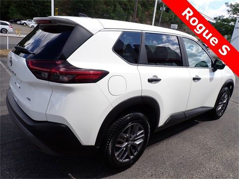 Used 2023 Nissan Rogue S image 7