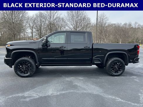 New 2026 Chevrolet Silverado 2500 High Country w/ Midnight Edition image 13