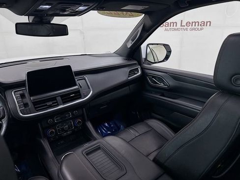 Used 2022 Chevrolet Suburban RST w/ Luxury Package image 25