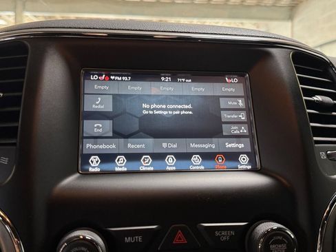 Used 2021 Jeep Grand Cherokee Freedom Edition AWD/4WD image 19