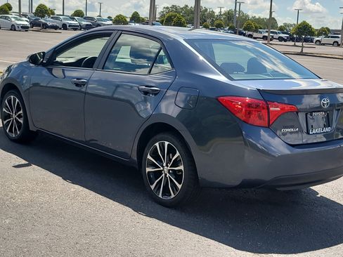 Used 2019 Toyota Corolla SE FWD image 5