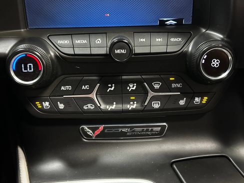 Used 2015 Chevrolet Corvette Stingray Convertible w/ 3LT Preferred Equipment Group image 35