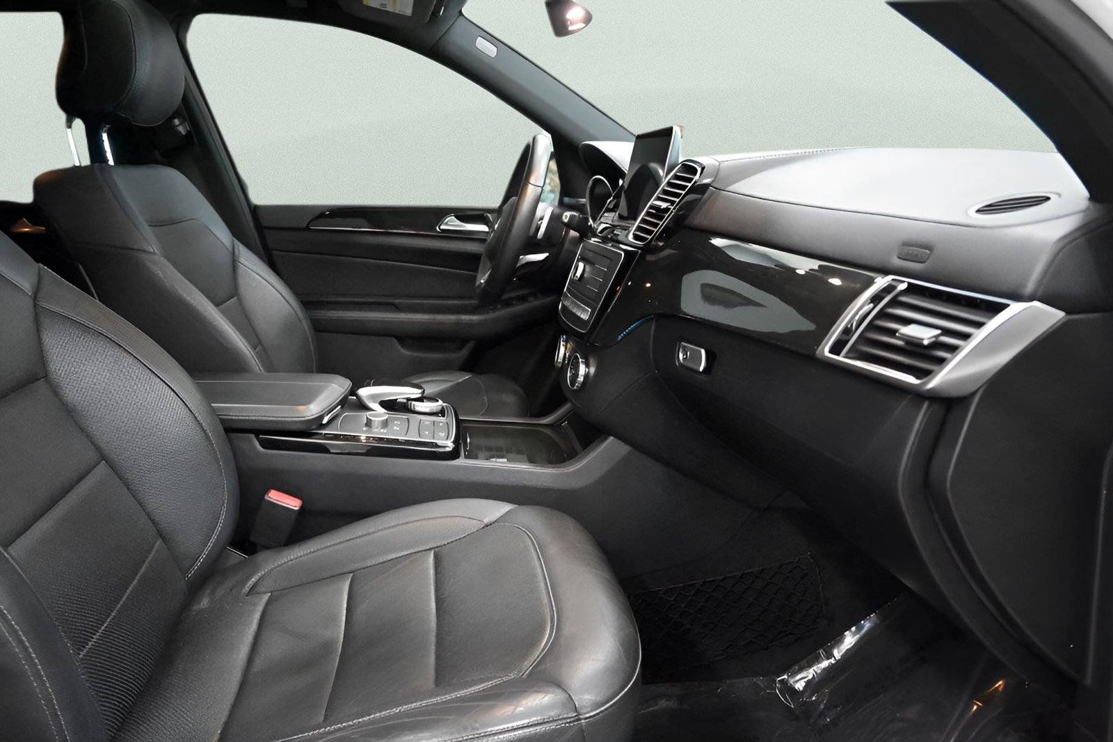 Used 2018 Mercedes-Benz GLE 43 AMG 4MATIC image 20