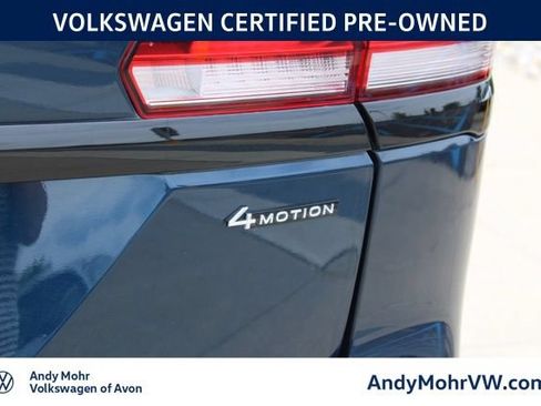 Used 2023 Volkswagen Atlas SEL R-Line AWD/4WD image 9