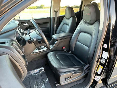 Used 2019 Chevrolet Colorado ZR2 image 11