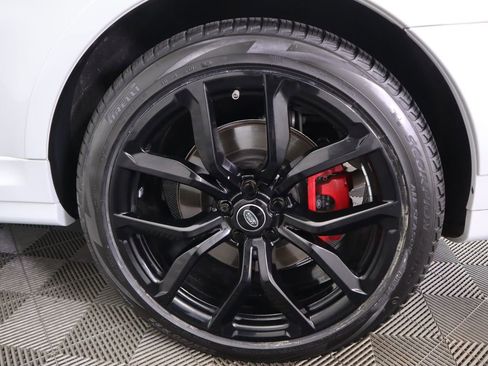 Certified 2022 Land Rover Range Rover Sport SVR image 31