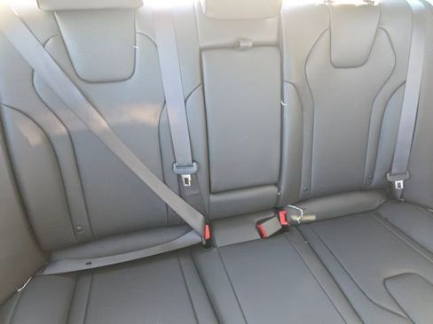 New 2025 Hyundai Elantra Limited w/ Cargo Package image 27