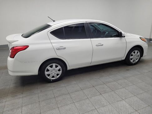 Used 2019 Nissan Versa SV FWD image 10
