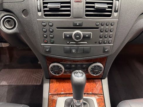 Used 2011 Mercedes-Benz C 300 C 300 image 40