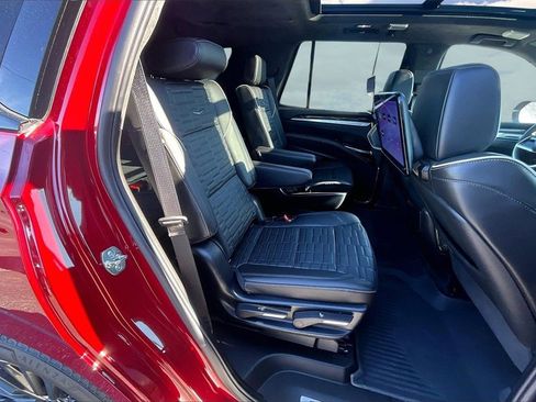 Certified 2025 Cadillac Escalade Sport Platinum w/ LPO, Floor Liner Package image 25